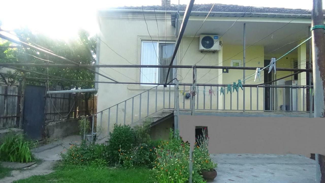 Guest House Ebralidze Mtsʼkhetʼa エクステリア 写真